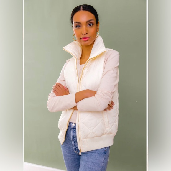 NEW Tuckernuck Pearl Jackson Quilted Vest, Sold Out - Picture 2 of 11